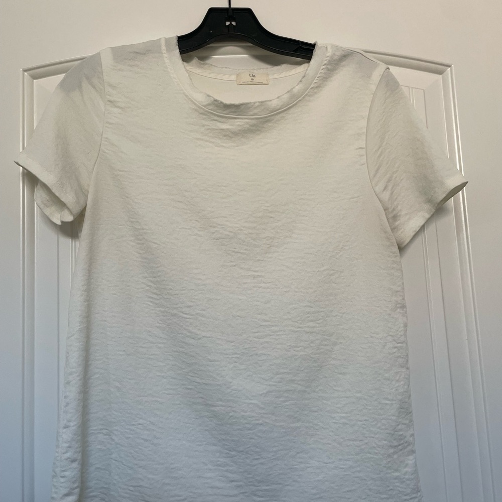 T.La Ivory Textured Tee